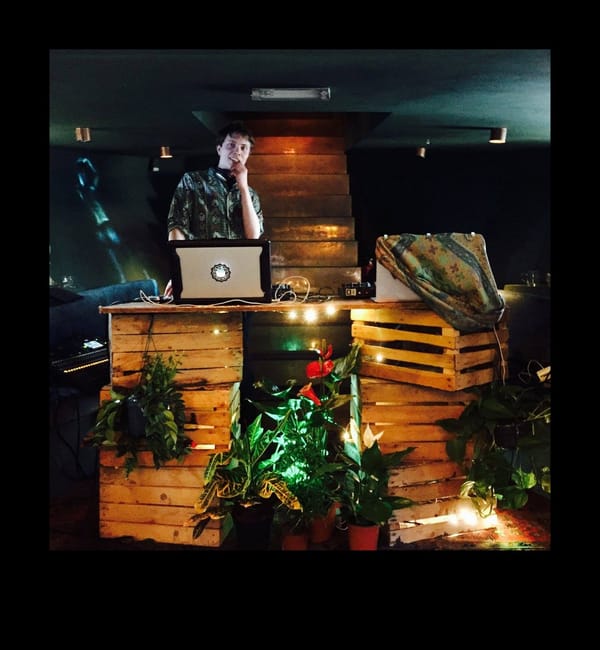 #4: "Smudging the space" - how I got into Ecstatic Dance